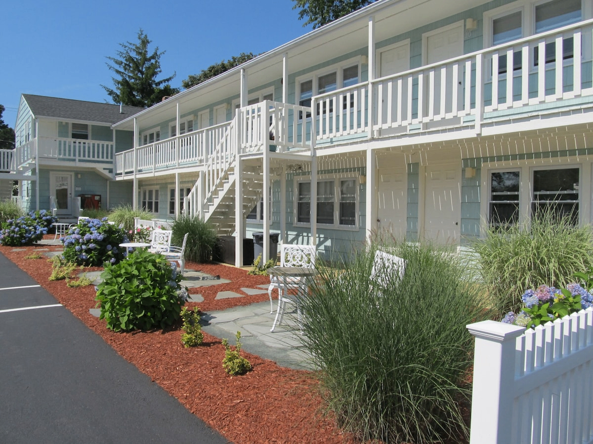 The Escape Inn exterior